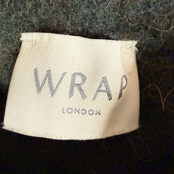 Wrap London Heather Melange Cropped  Turtleneck Sweater - Picture 9 of 11